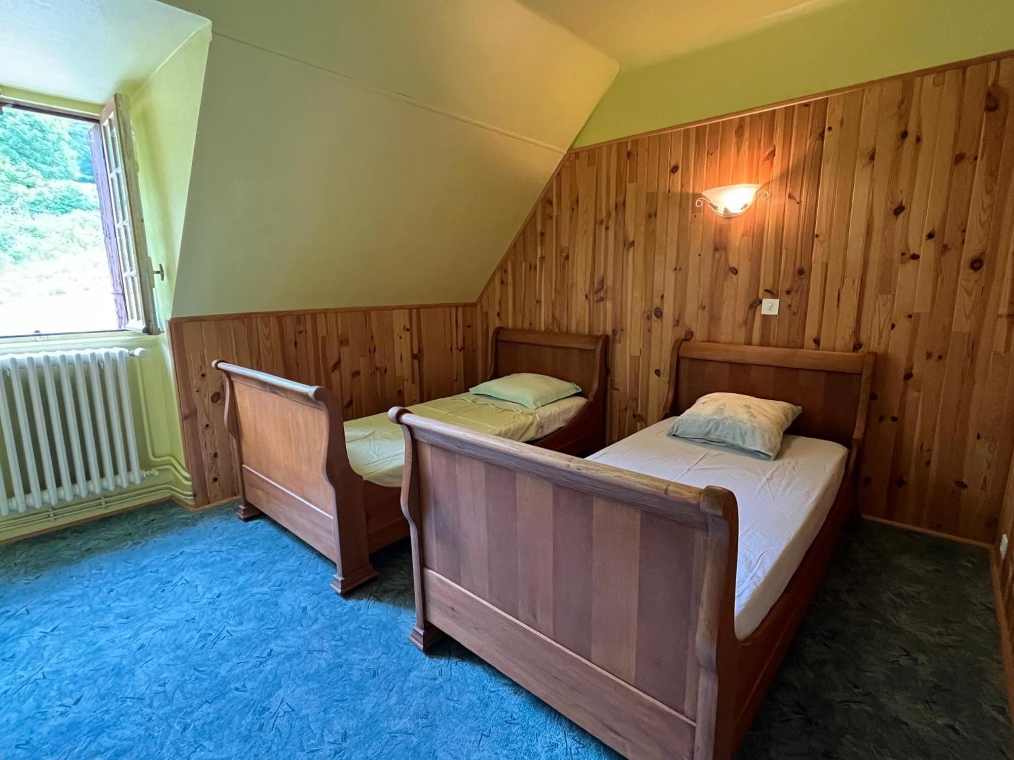 Gite-Auberge Du Pont De Lanau Neuveglise Экстерьер фото
